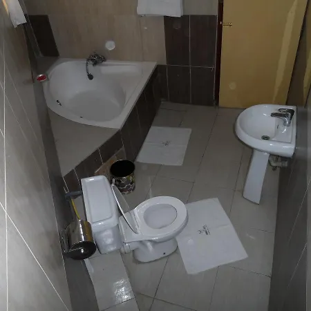 Donnies * Nakuru